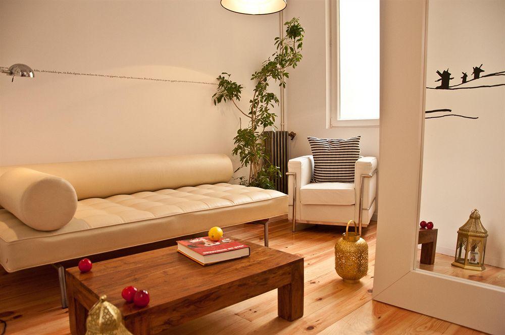 Apartamentos Matute 11 マドリード エクステリア 写真